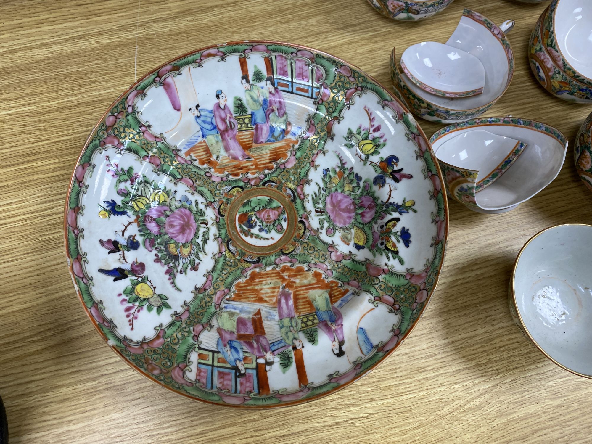 A quantity of Chinese famille rose porcelain